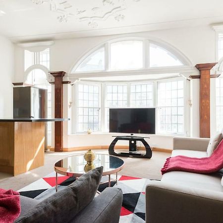 The College Green Loft - Historic Light-Flooded 3Bdr Home Бристол Екстериор снимка